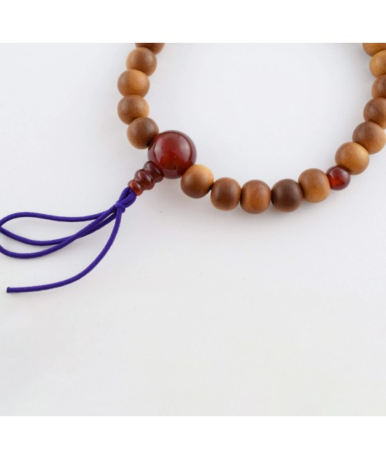 Bracelet en bois de santal indien et agate rouge de 8 mm